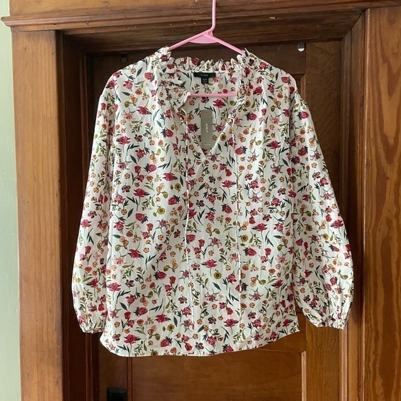 NWT J Crew Scalloped tie-neck top in vintage floral - Picture 6 of 7